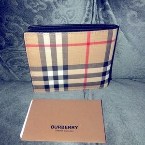 Brand new men’s Burberry bifold wallet